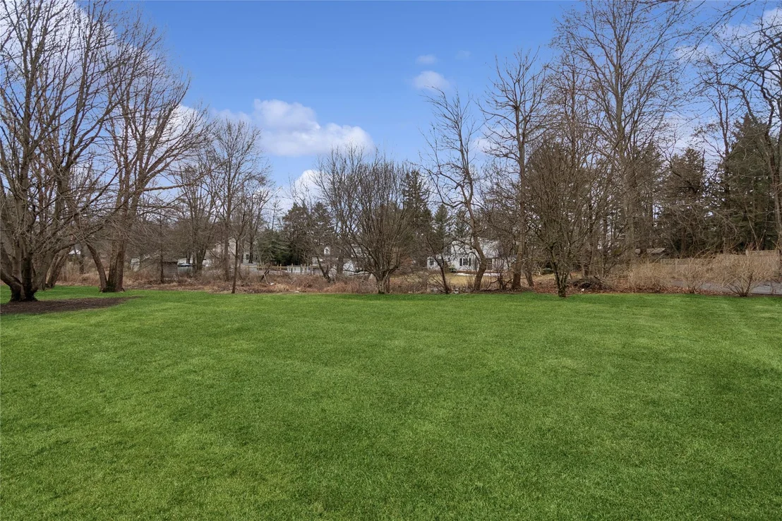 Photo of 1 Loren Drive