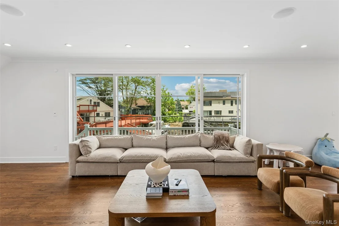 Photo of 169 Mott Street