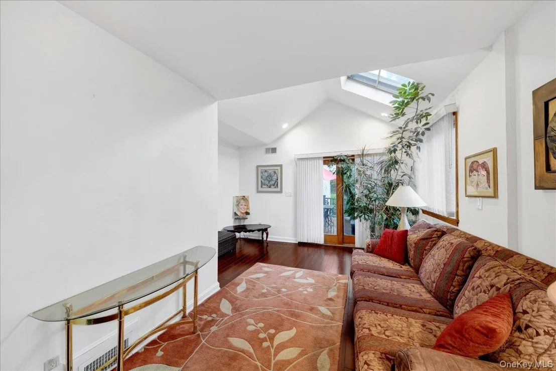 Photo of 48 Bellain Avenue