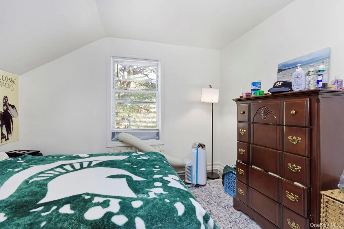 Photo of 85 Sunset Avenue