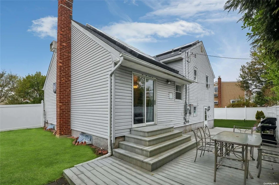 Photo of 33 Elizabeth Drive