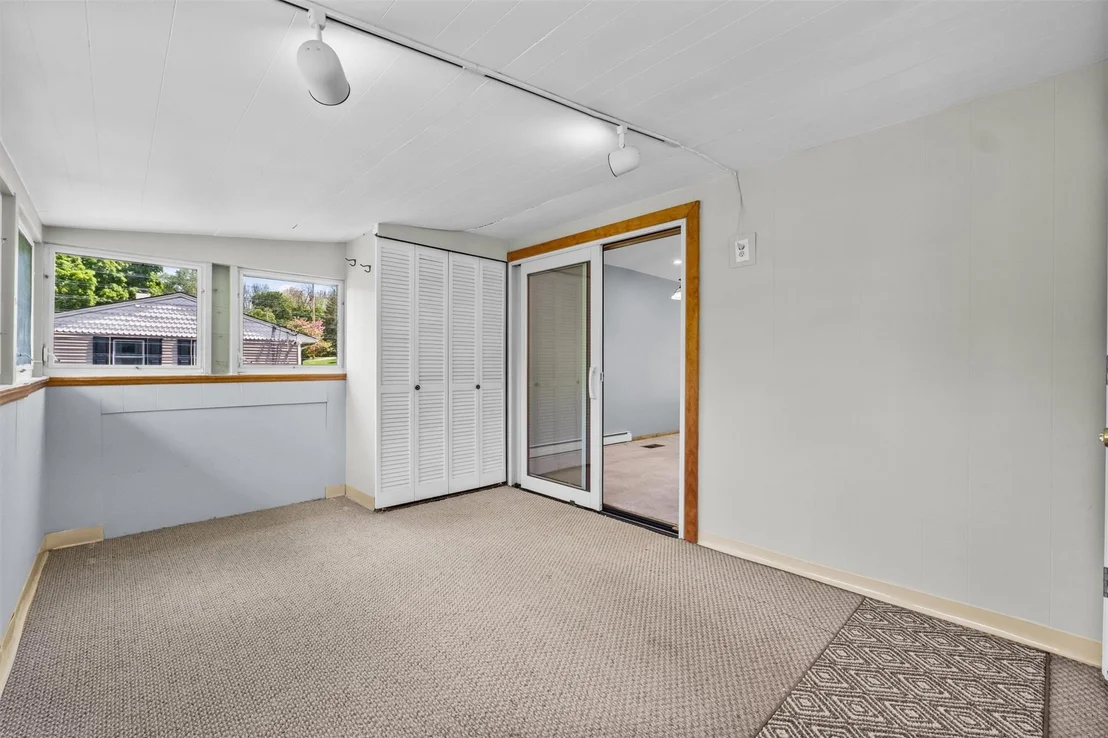 Photo of 8 Cameron Lane