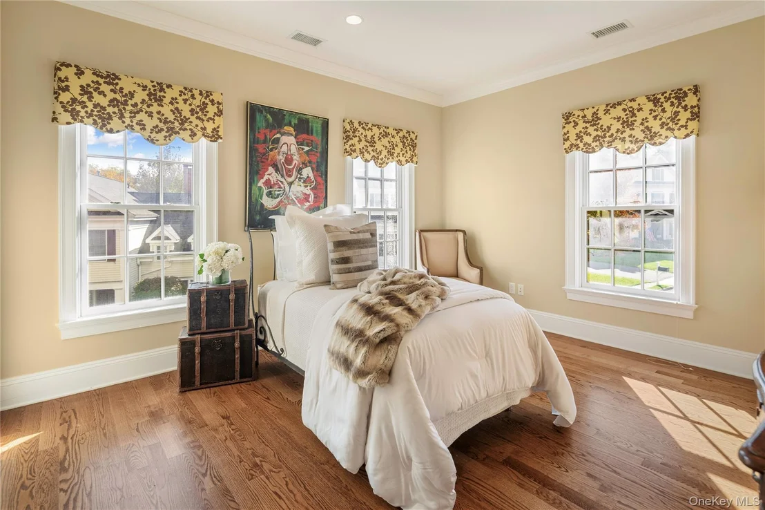 Photo of 14 Cider Mill Circle