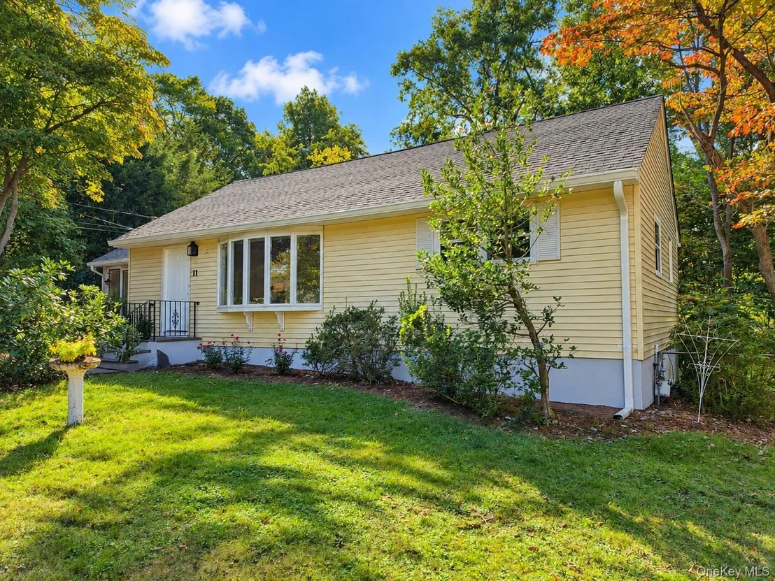 Photo of 11 Clover Drive