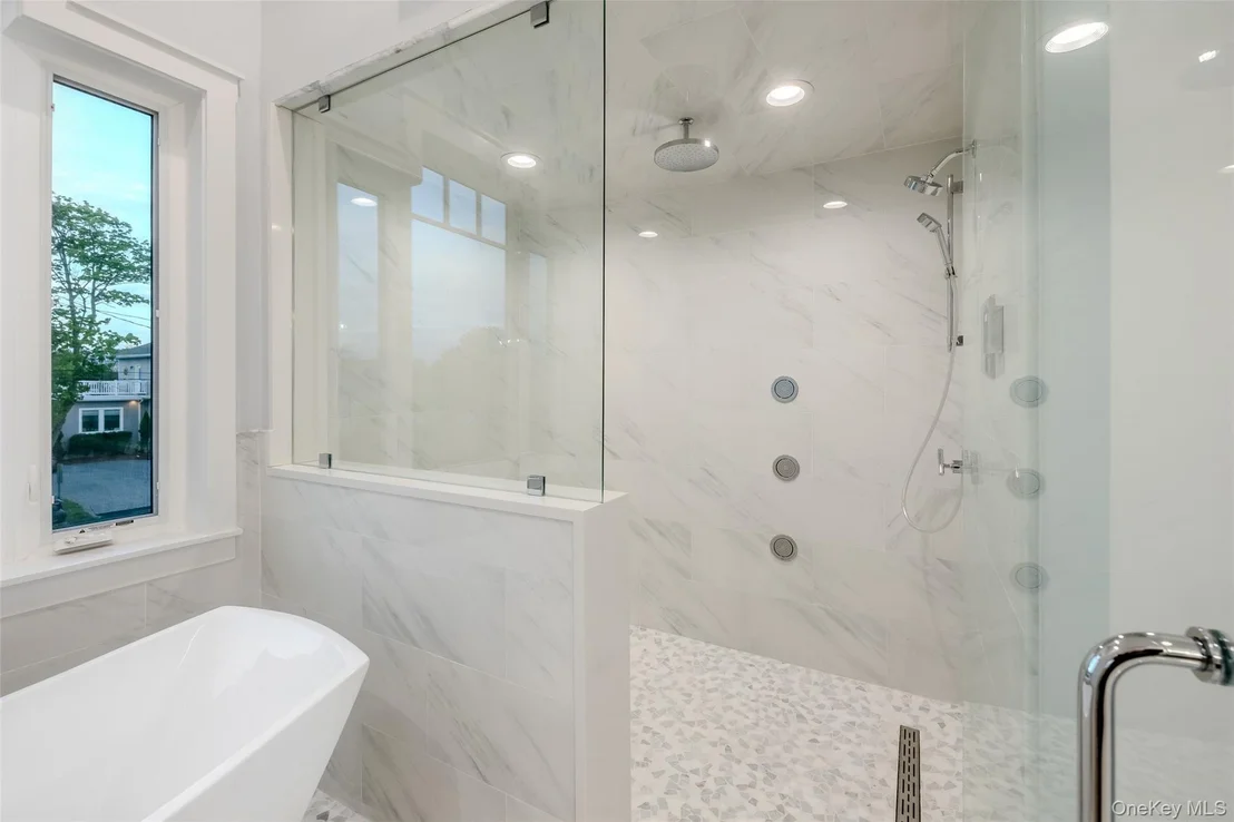 Photo of 72 Grandview Drive
