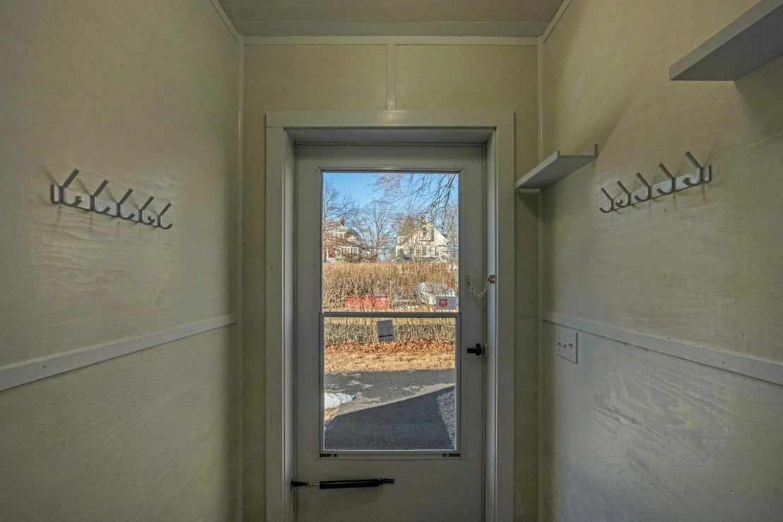 Photo of 325 Nelson Avenue