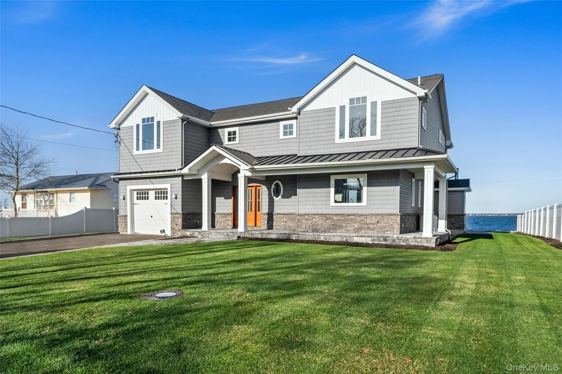 Photo of 72 Grandview Drive