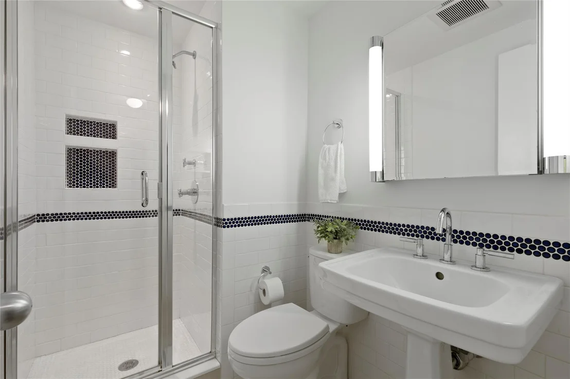 Photo of 44 Riverview Road