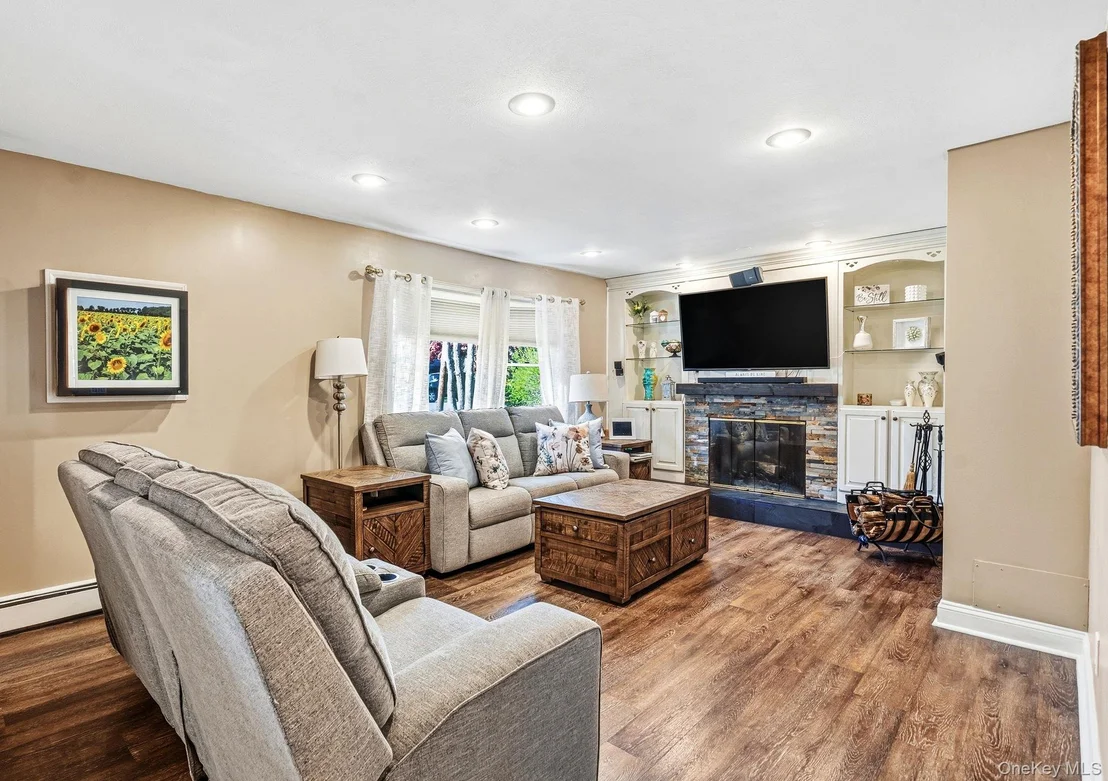 Photo of 2 Pentmoor Drive