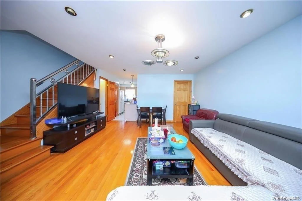 Photo of 2150 Ford Street
