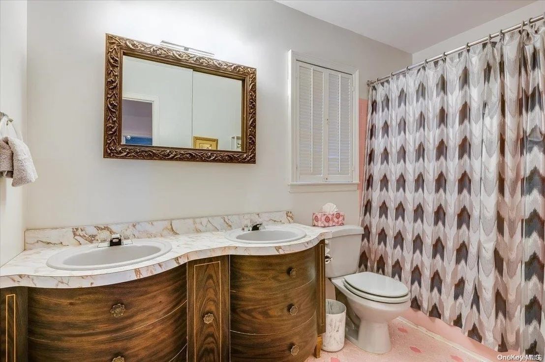 Photo of 69 Buttonwood Drive