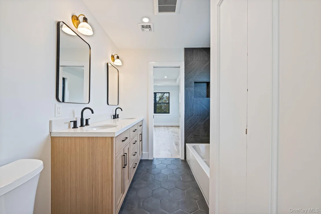 Photo of 2542 Lefferts Place