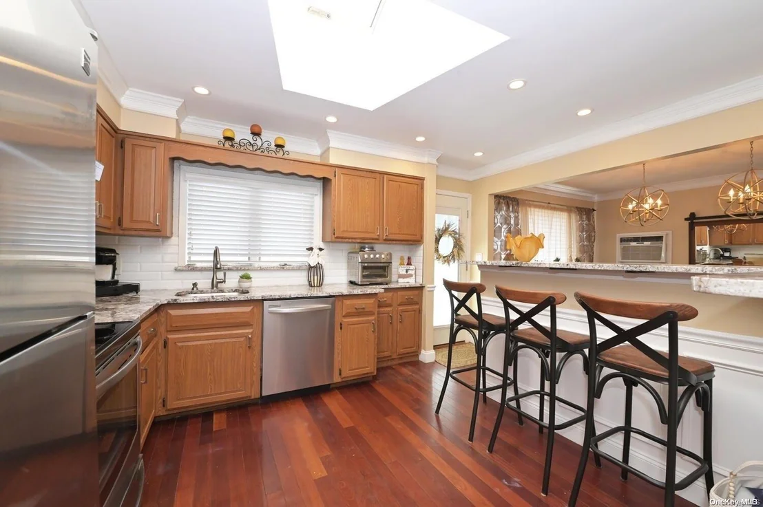 Photo of 1 Kay Avenue