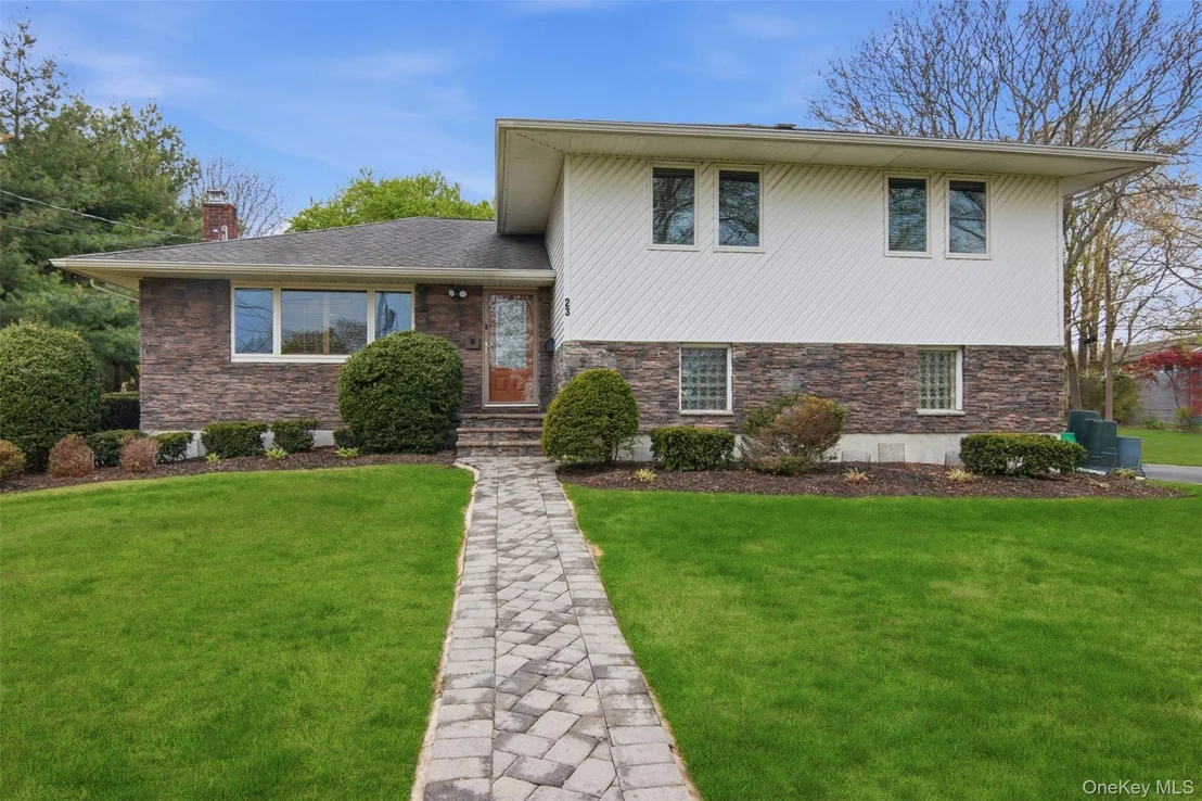 Photo of 23 Sarina Drive
