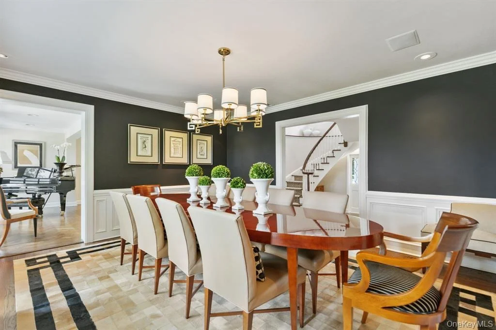 Photo of 8 Boxwood Lane