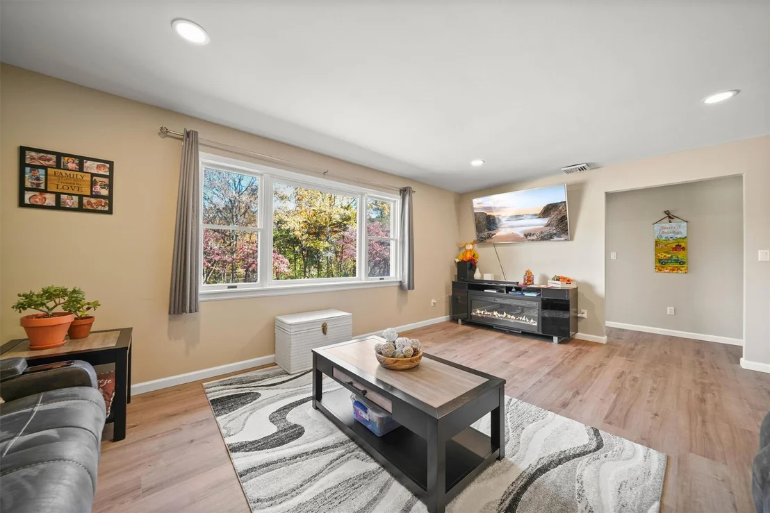 Photo of 397 Bellvale Road