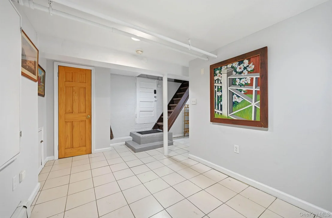 Photo of 4000 Pratt Avenue