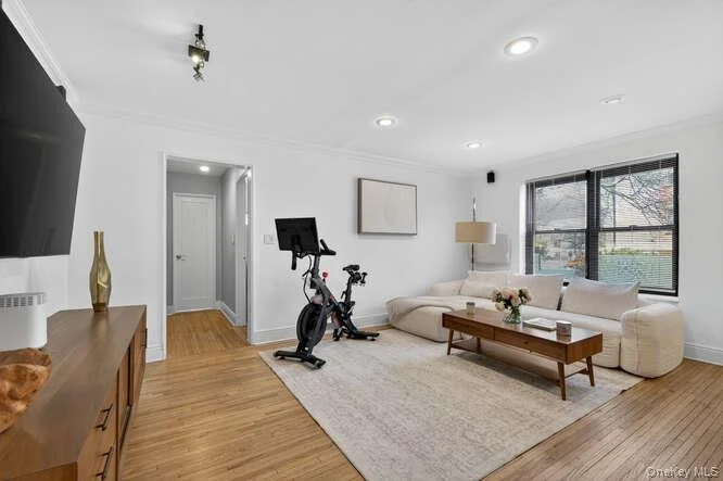 Photo of Unit 1B at 46 Terrace Circle