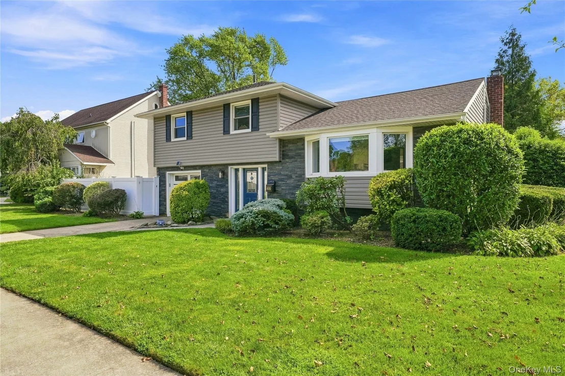Photo of 614 Pine Lane