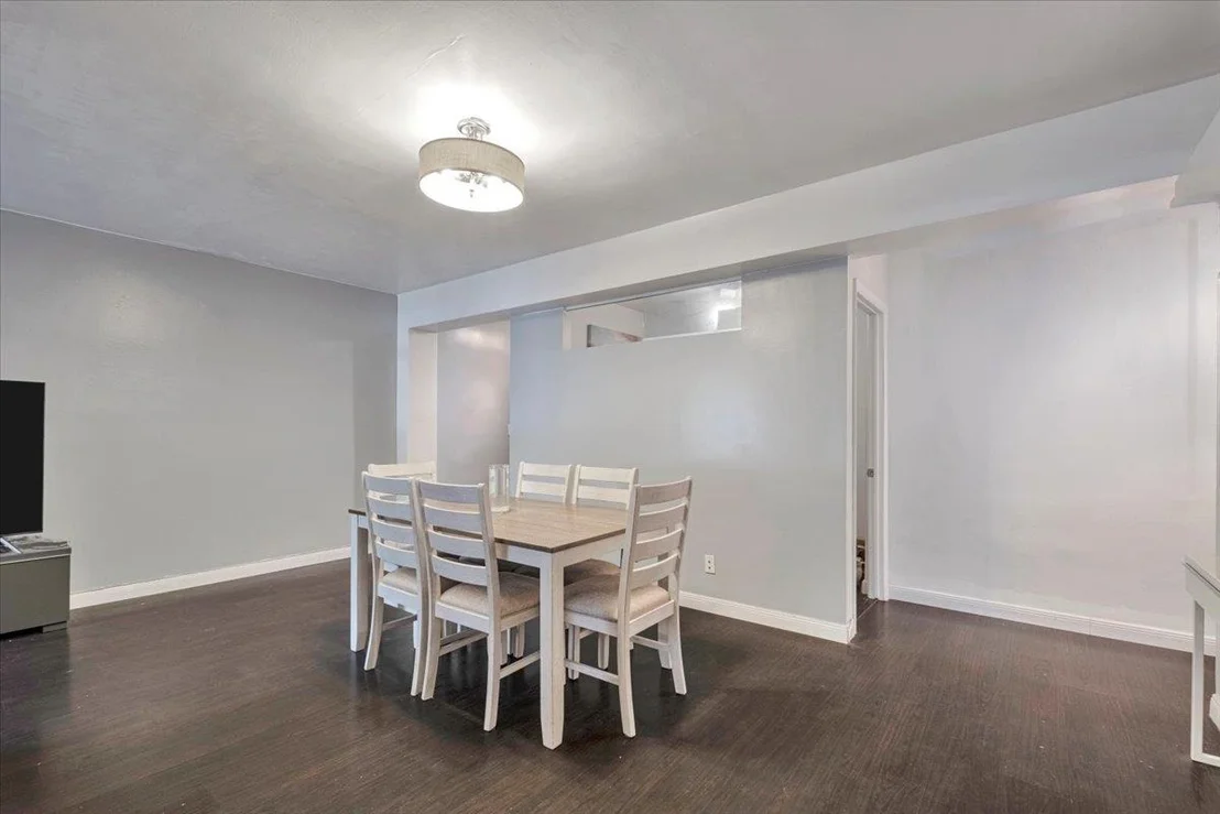 Photo of Unit 1A at 804 Bronx River Road