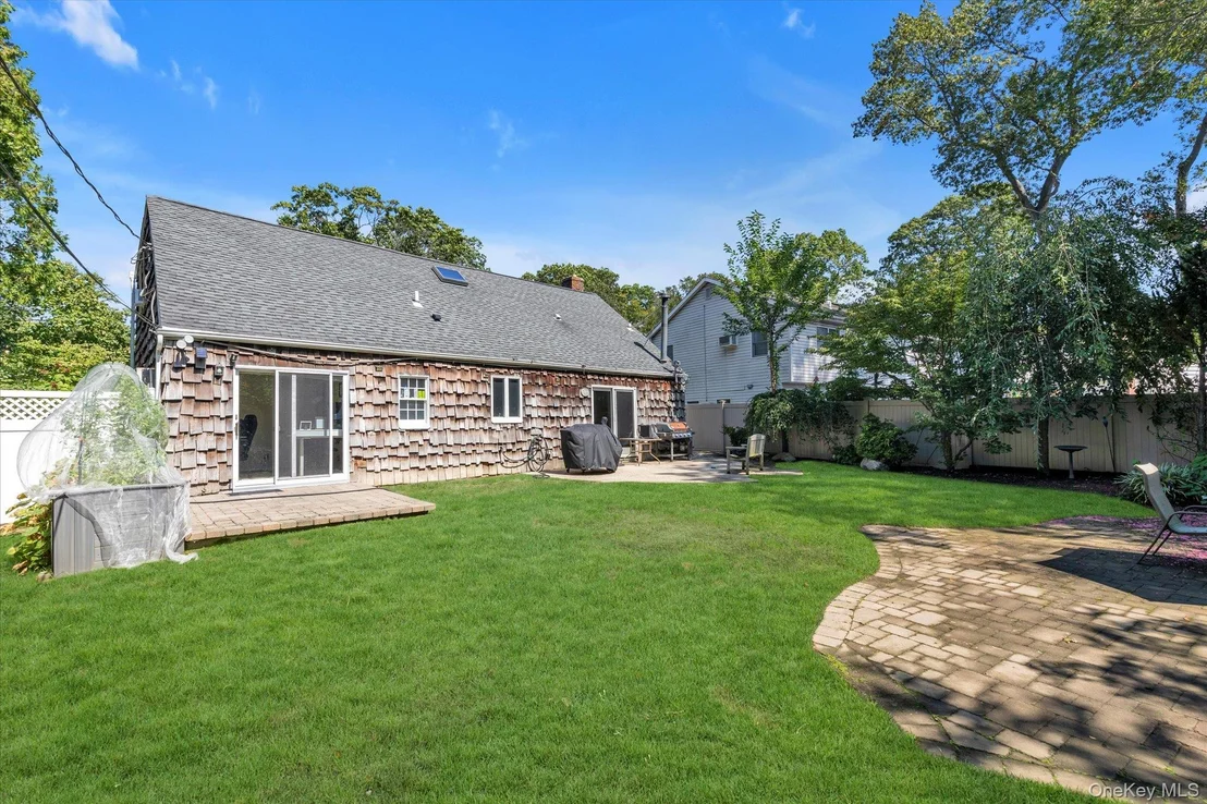 Photo of 1630 Temple Drive