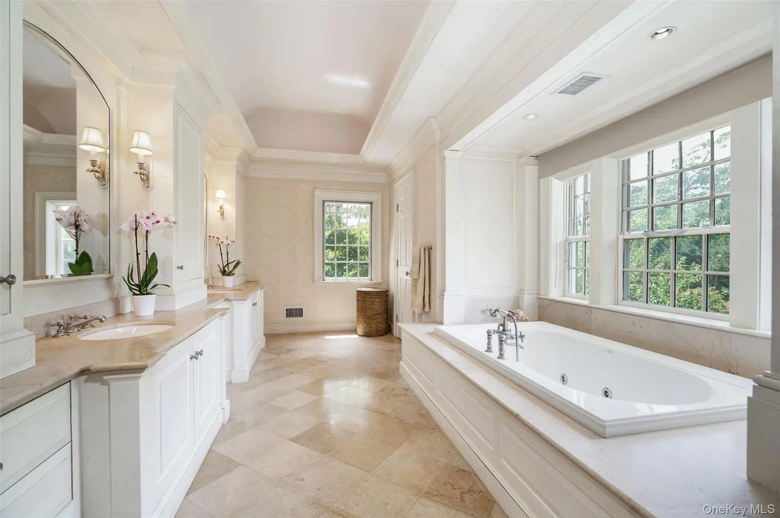 Photo of 8 Cooper Road