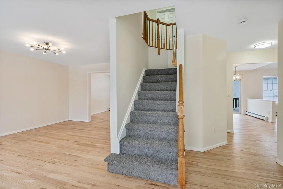 Photo of 2 Shadowbrook Lane