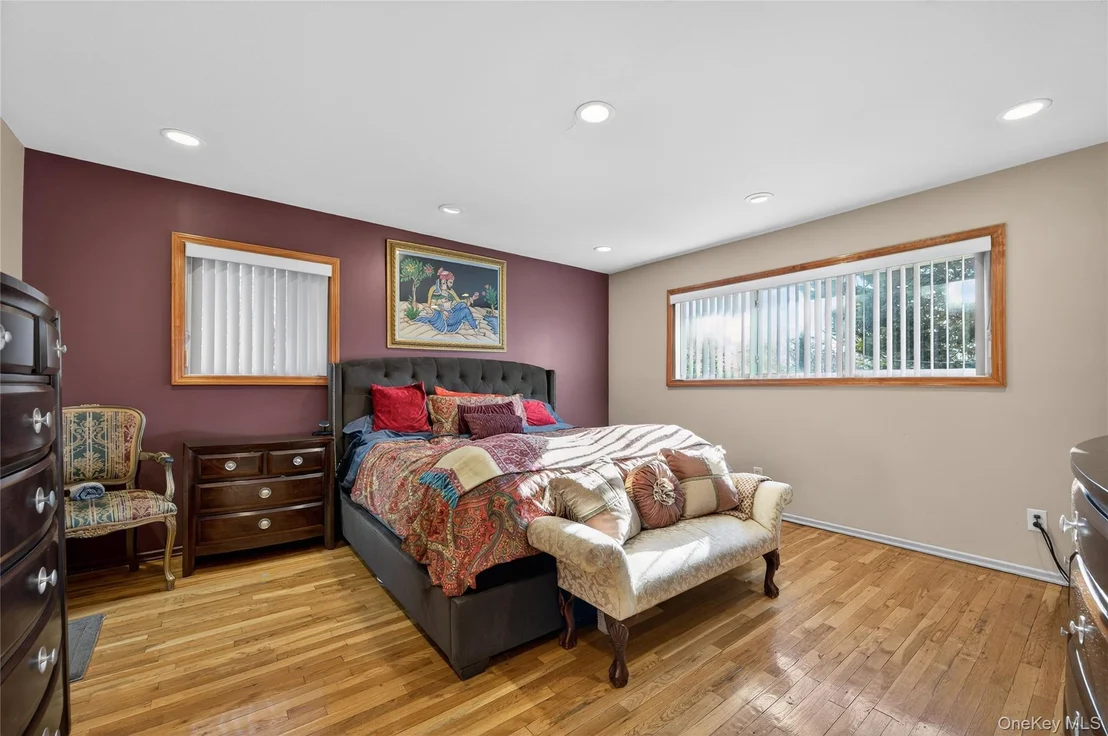 Photo of 1 Peppermill Road