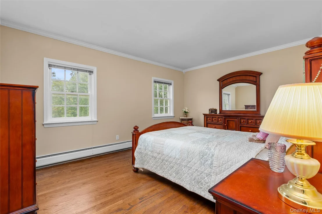 Photo of 202 McManus Road N