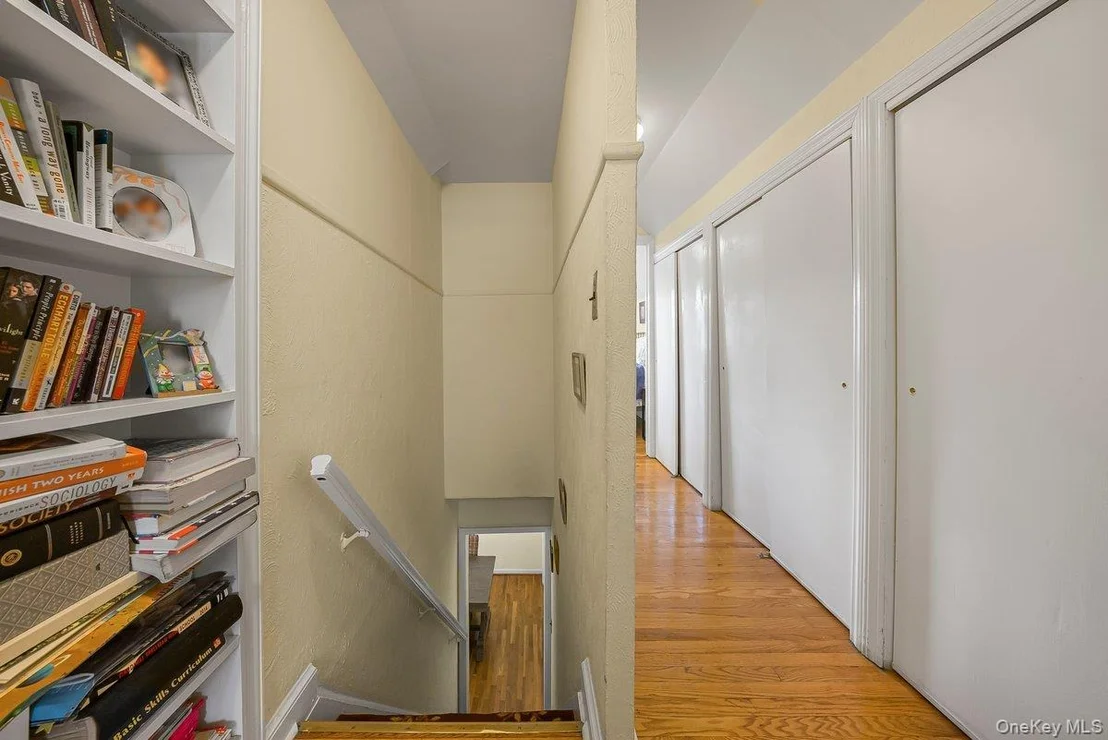 Photo of 104 Lefferts Road