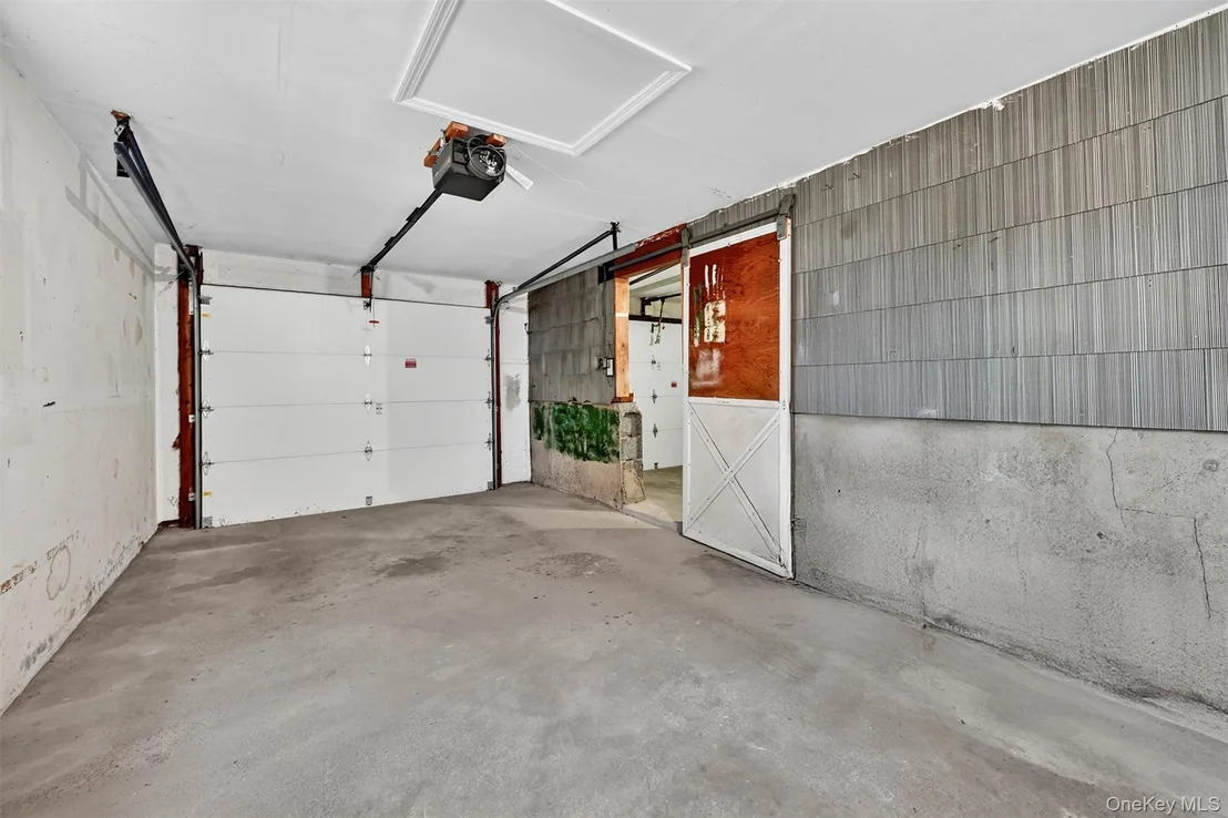 Photo of 23 Maplewood Boulevard