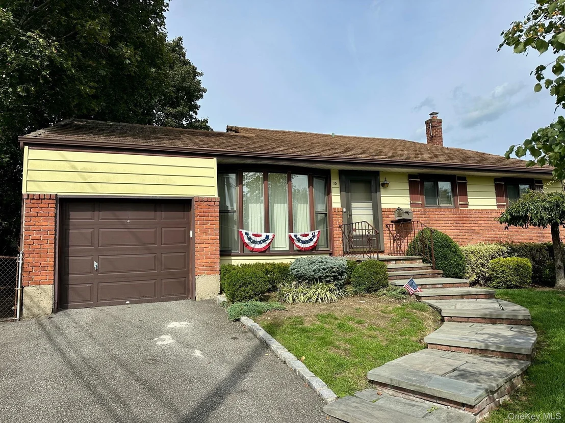 Photo of 15 Sheli Drive