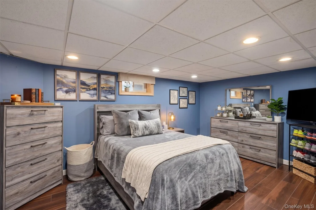 Photo of 2489 Eileen Road