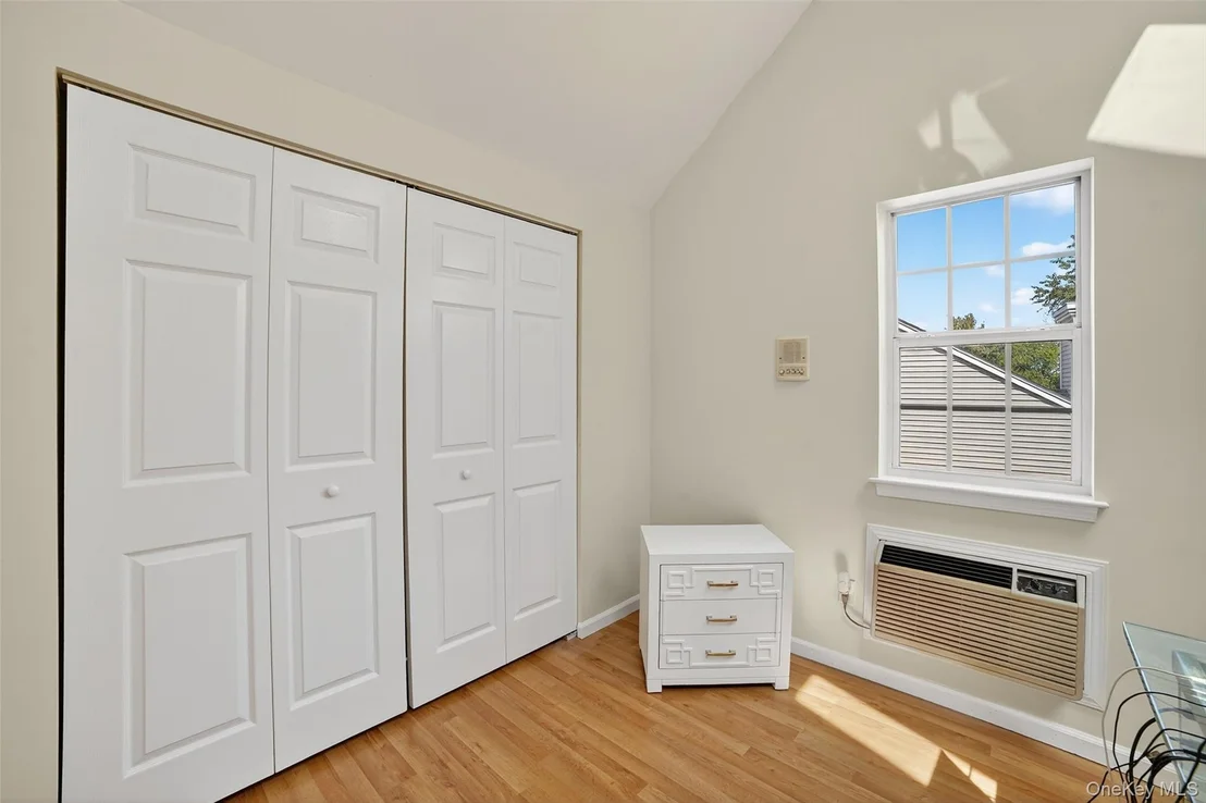 Photo of 35 Roundtop Road