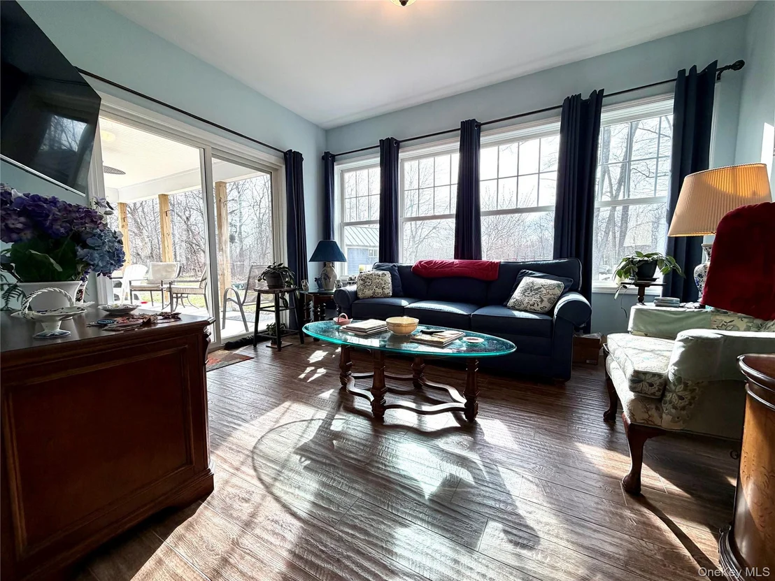 Photo of 155 Willow Tree Road