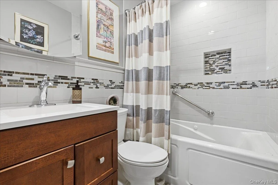 Photo of 44 Steven Place