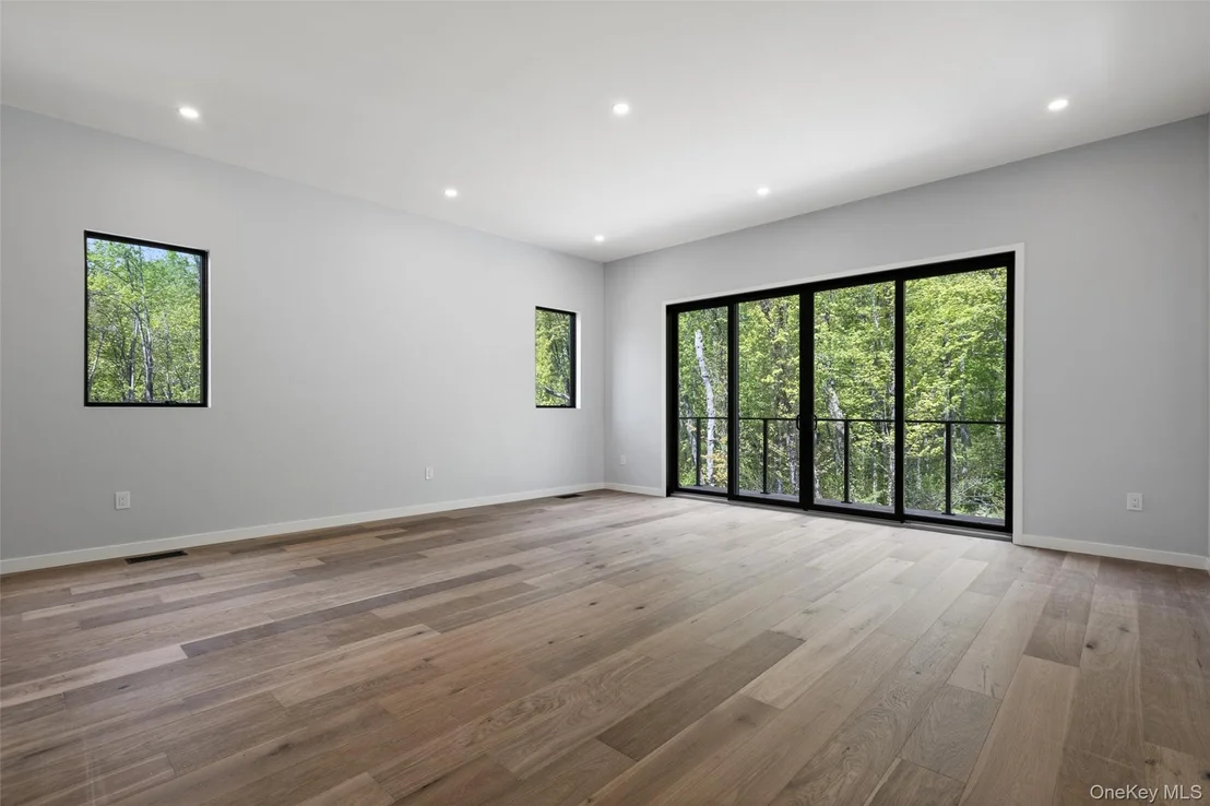Photo of 41 Mead Road