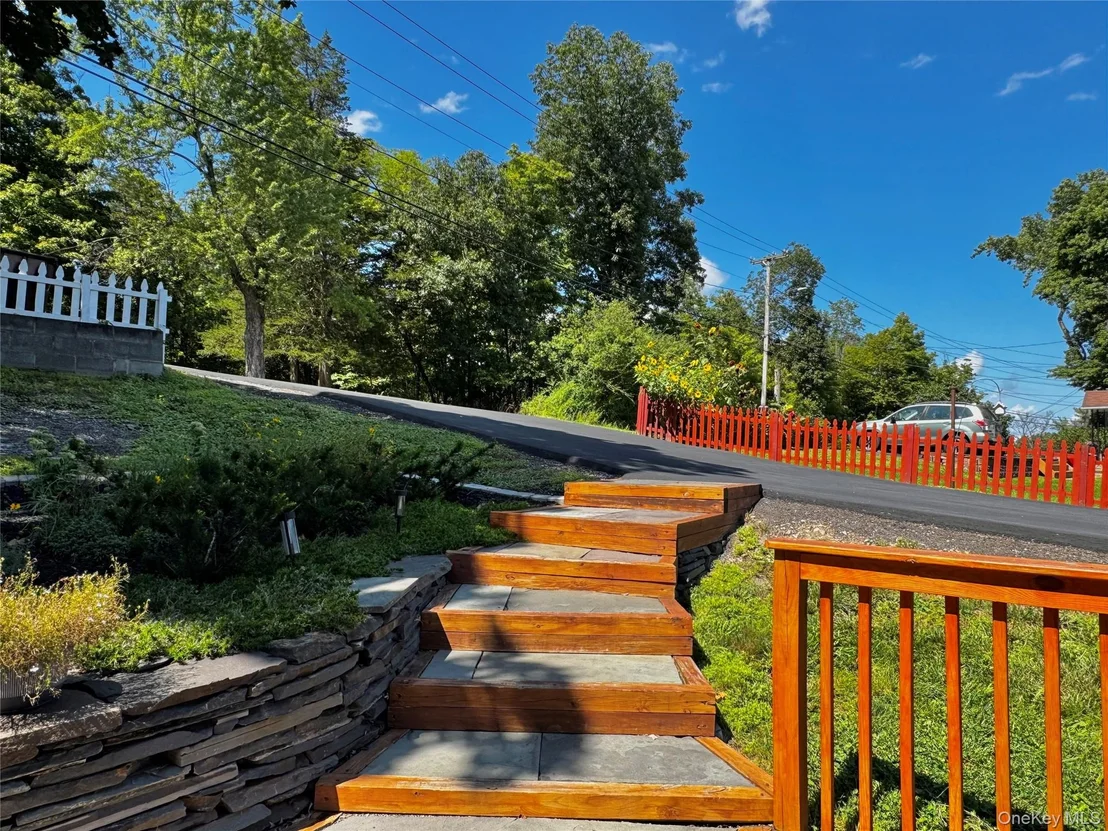 Photo of 16 Highland Avenue