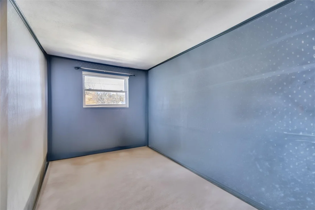 Photo of 41 Lakeside Drive