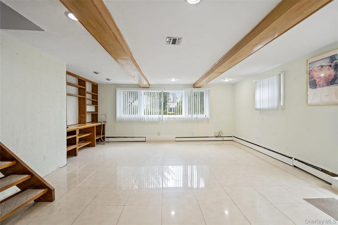 Photo of 402 Maple Street