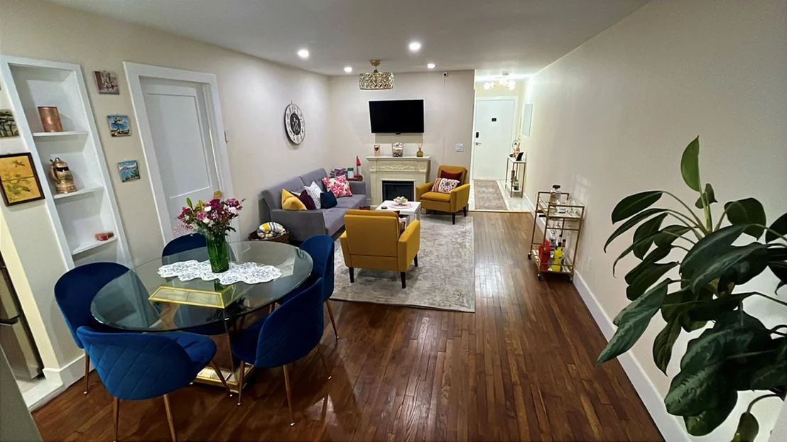 Photo of Unit 8A at 2435 Union Boulevard
