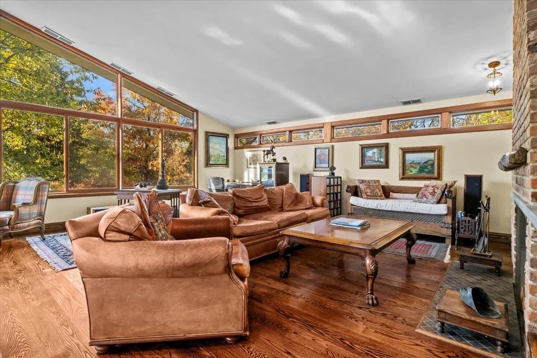 Photo of 714 Ladd Road