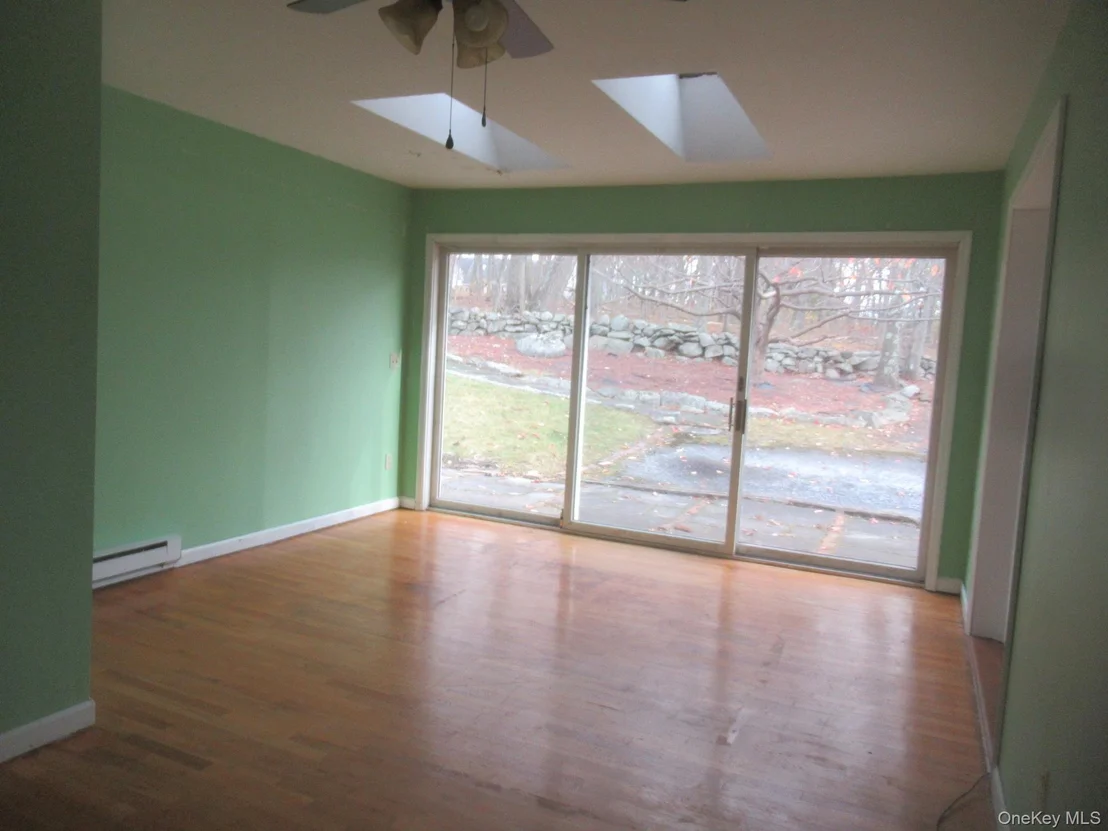 Photo of 64 Hillside View Road