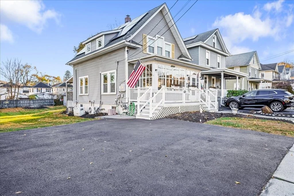 Photo of 23 Oak Street