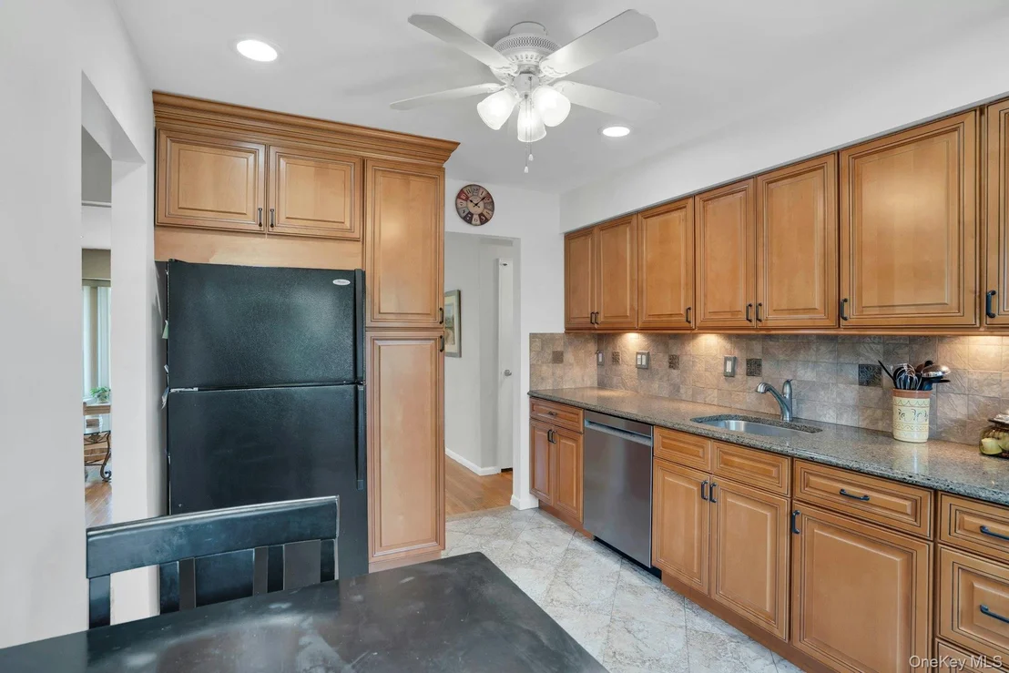 Photo of 43 Genesee Drive