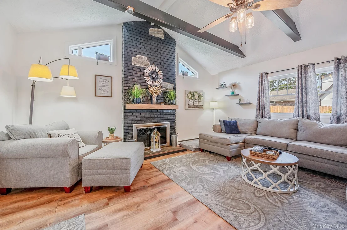 Photo of 40 Elm Avenue