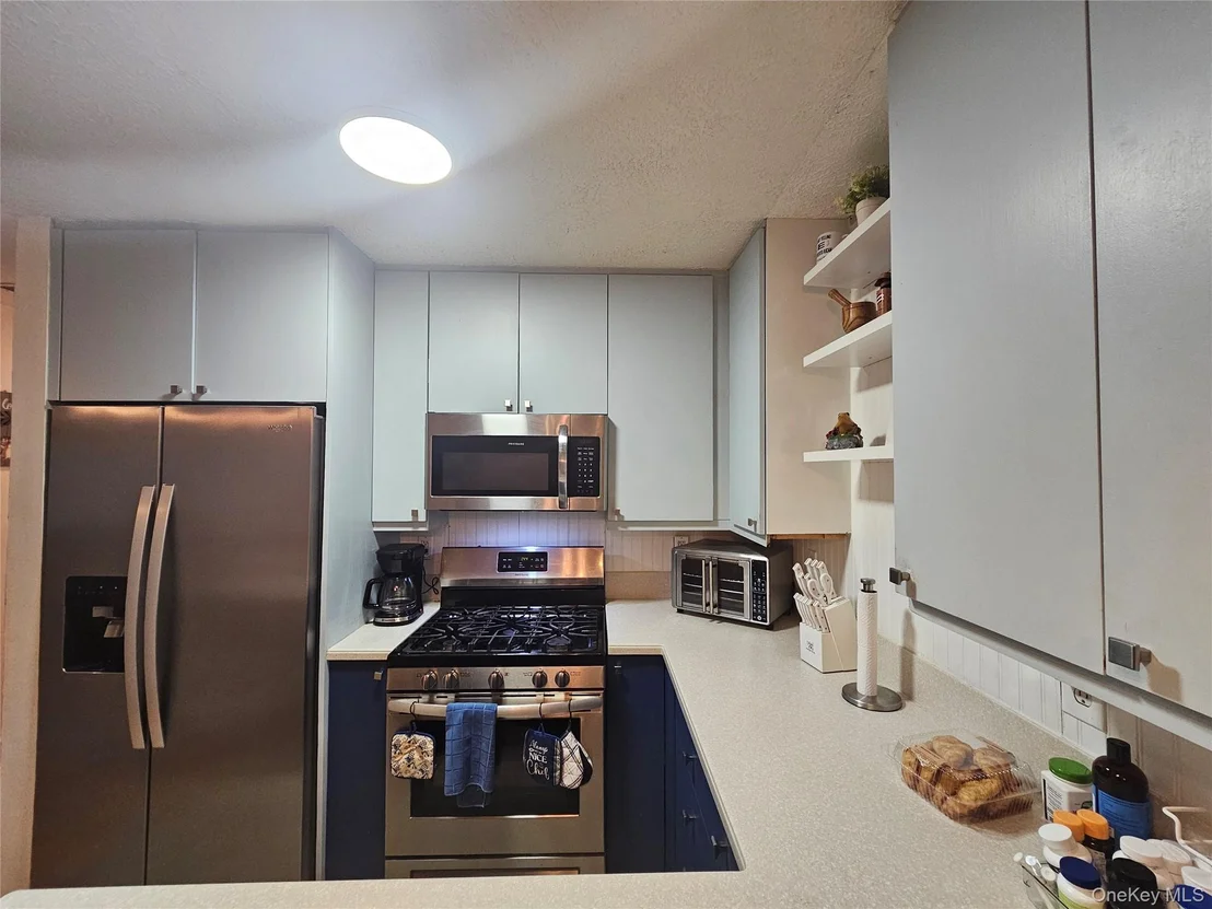 Photo of 4 Pinegrove Drive
