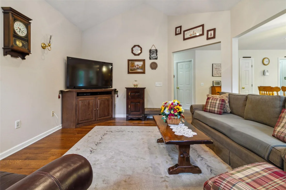 Photo of 15 Evergreen Drive