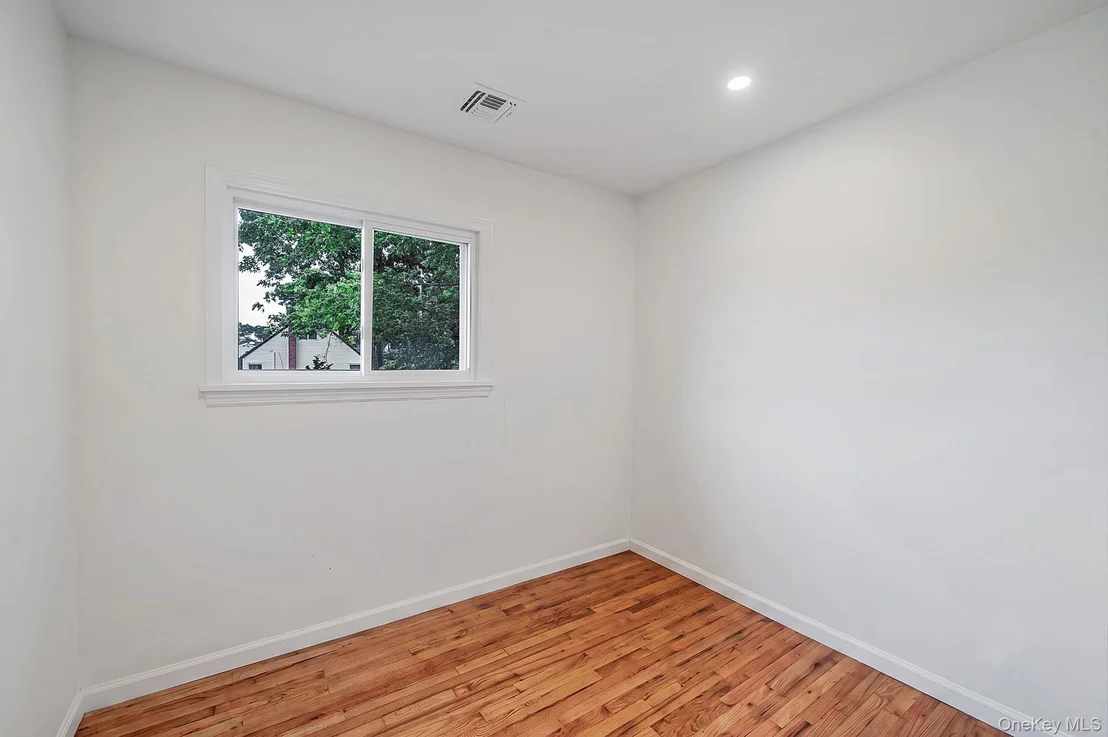 Photo of 48 Hillside Avenue