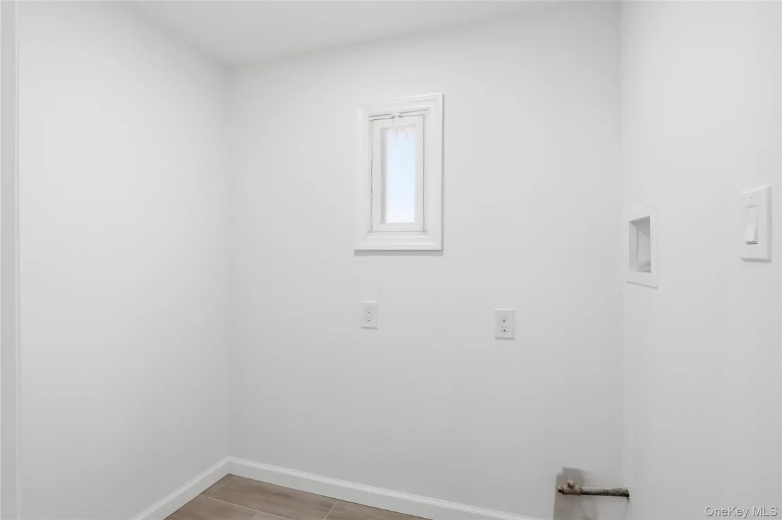 Photo of 22 Colonial Avenue